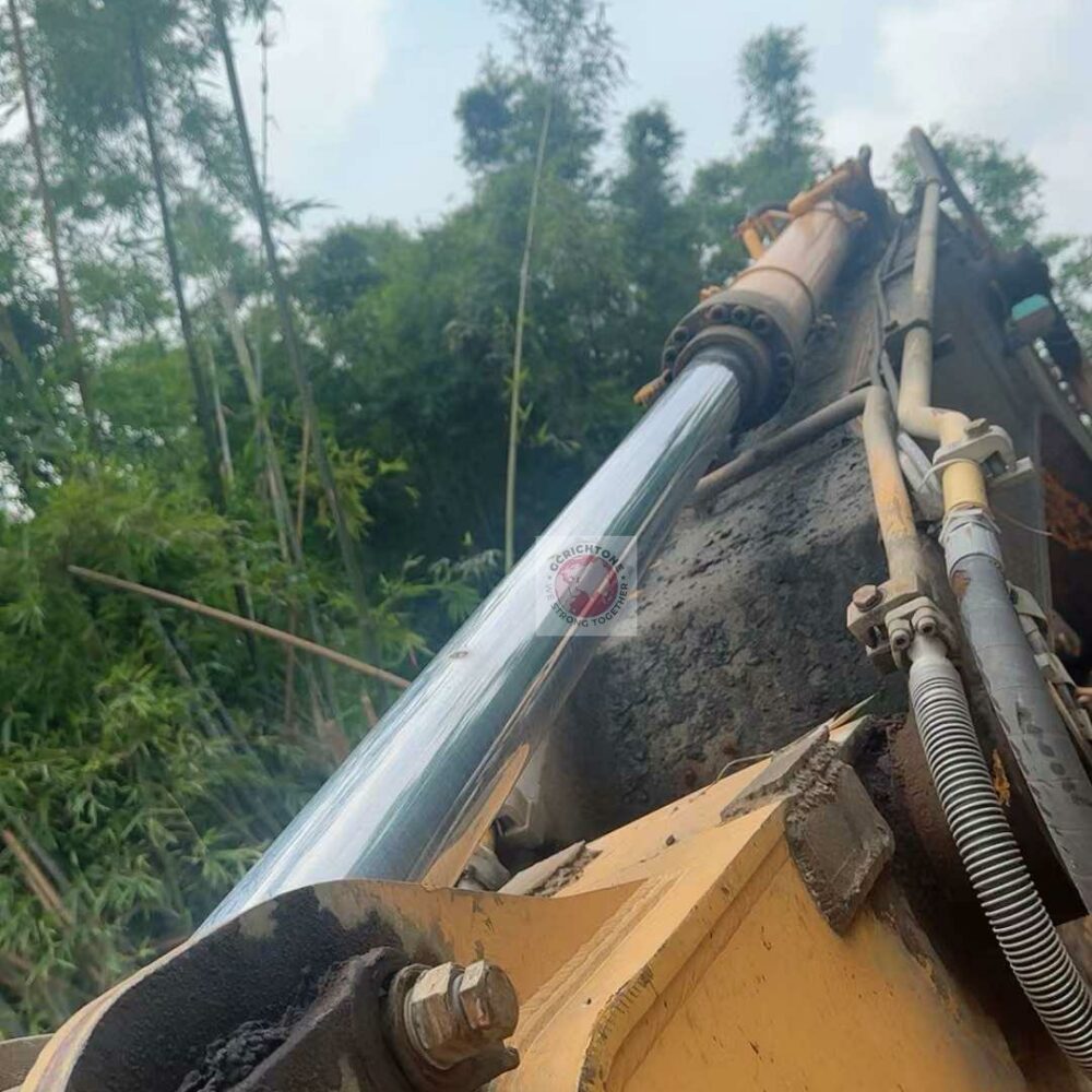 Гидроцилиндр рукояти Hyundai R330LC-7 31Q9-50130